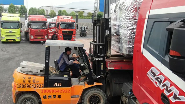 国产精品毛片无码一区二区蜜桃鋁產業園投產，“歸雁經濟” 助力產業升級